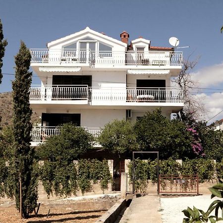 Vila Nataly تروغير المظهر الخارجي الصورة